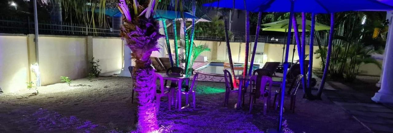 Oasis Tropical Aparthotel Pereybere Beach Ngoại thất bức ảnh