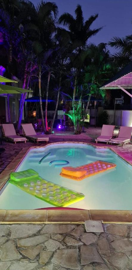Oasis Tropical Aparthotel Pereybere Beach Ngoại thất bức ảnh